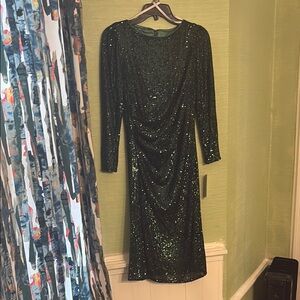 Elegant Green Sequin Dress